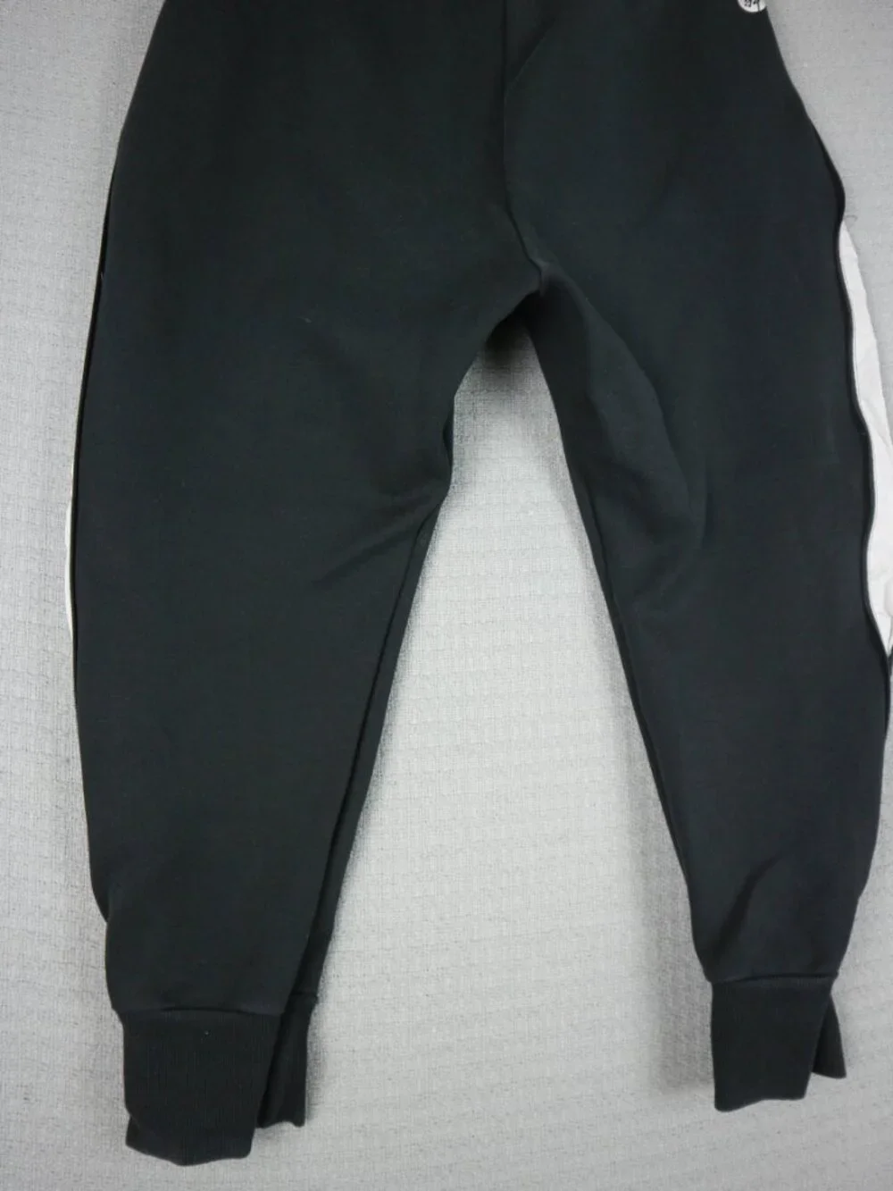 Adidas Youth XL Jogger Pants Vintage Streetwear Athleisure - Picture 8 of 8